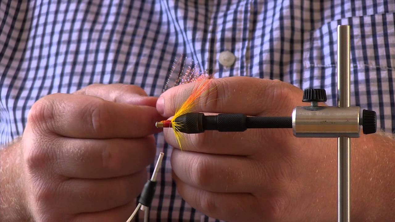 How to tie a Tay Flamethrower variant Fly