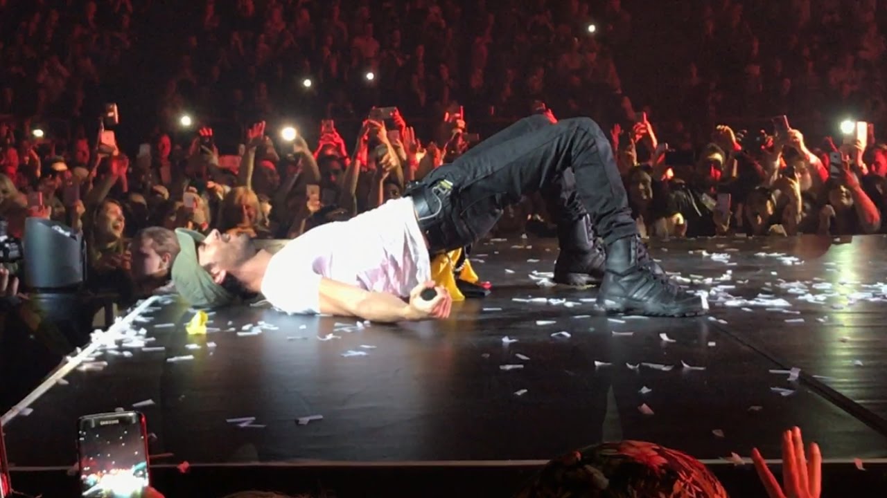 Enrique Iglesias  ❤️ Live Sweden 170503 - El Perdón & Bailando