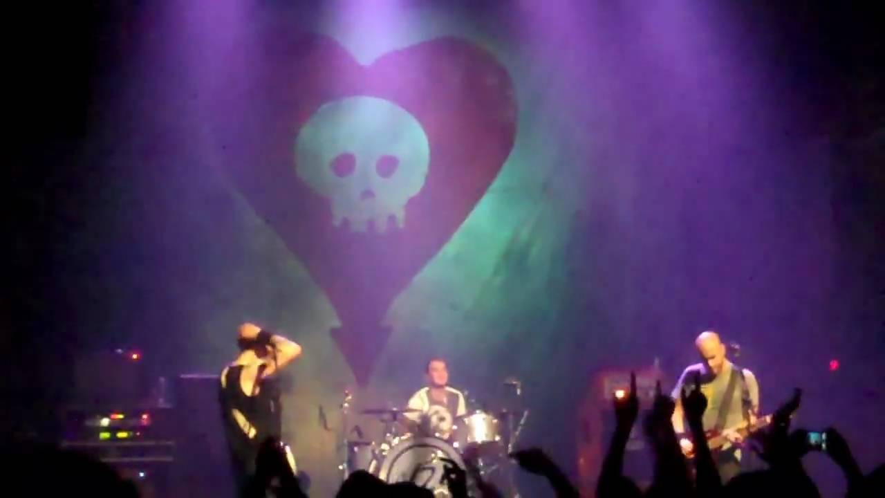 Alkaline Trio - Radio (Matt, Dan & Derek Swap)