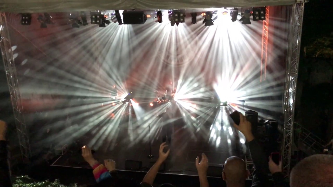 VNV Nation - Nova (Shine a Light on me)