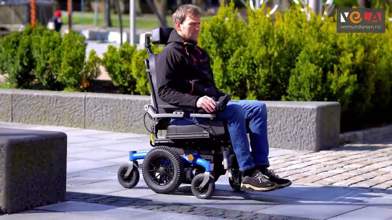 Elektrisk rullestol fra VELA &ndash; Frihet b&aring;de ute og inne