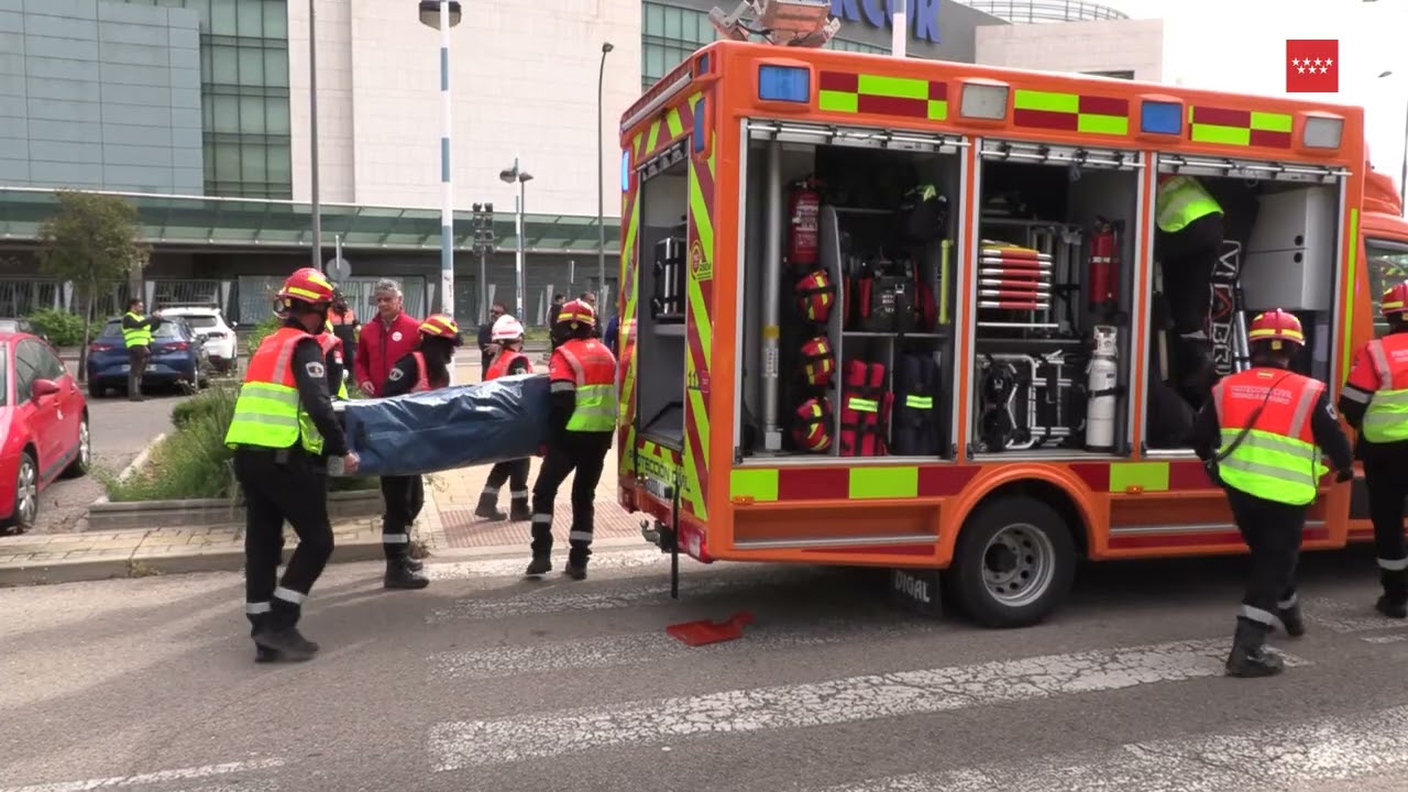 Simulacro incendio en tren