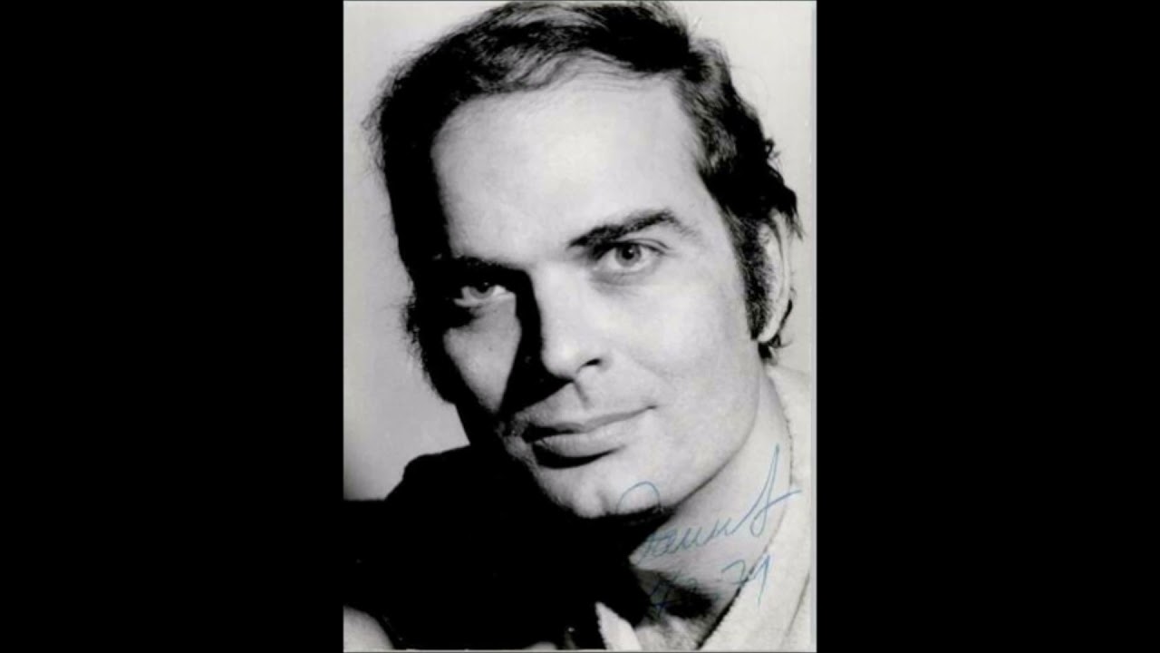 Barry McDaniel sings 