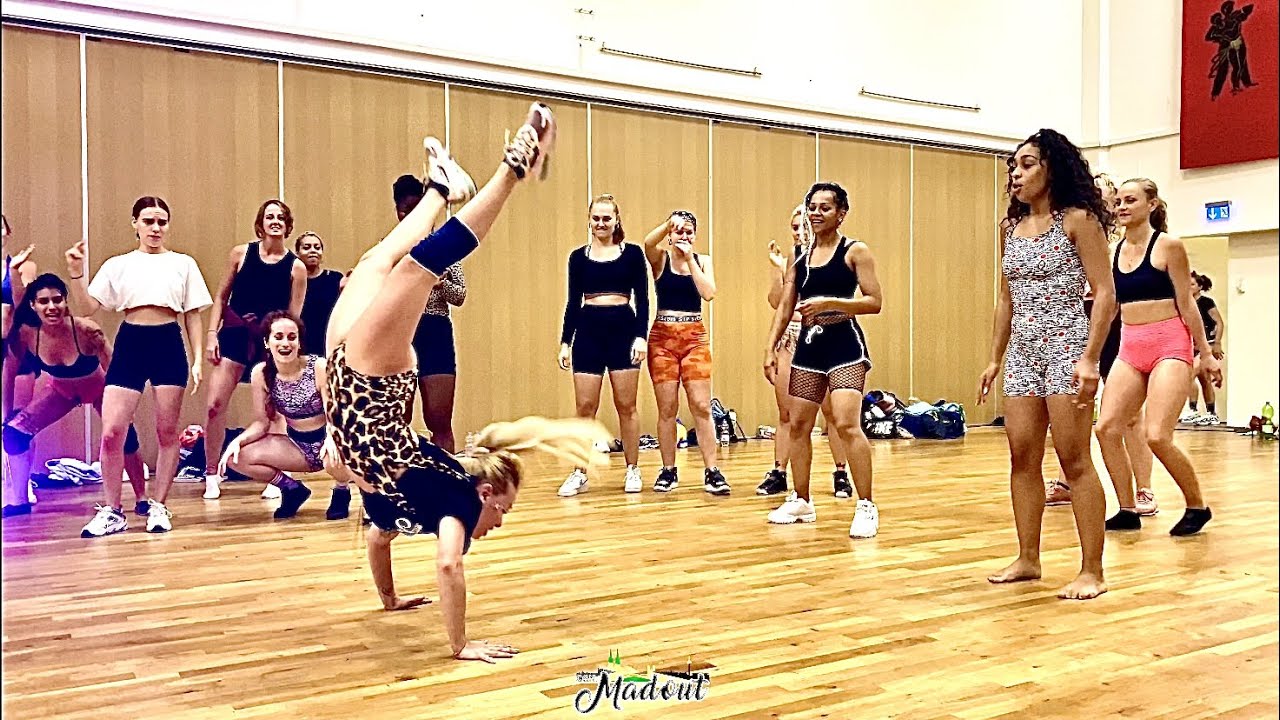 DHQ ALEVANILLE tricks workshop at Cgn.Madout | FREESTYLE