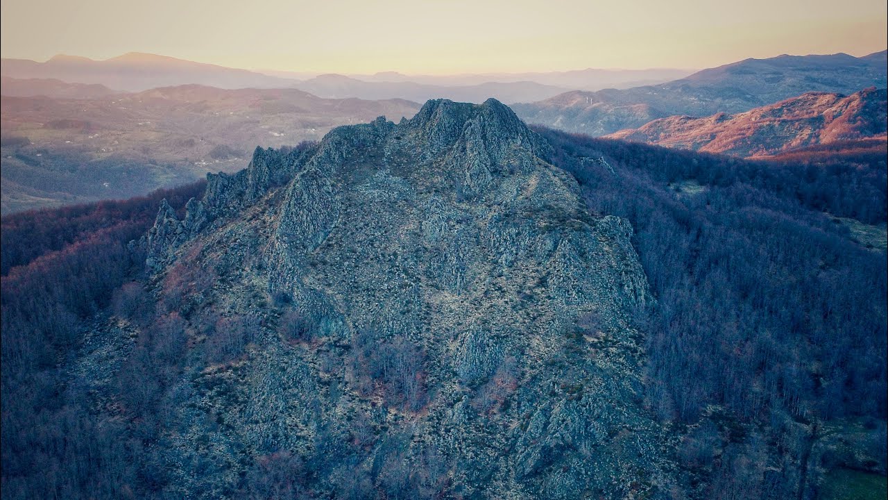Tramonto Spettacolare col Drone in Appennino! Vista sul Crinale e Sasso Tignoso in 4K
