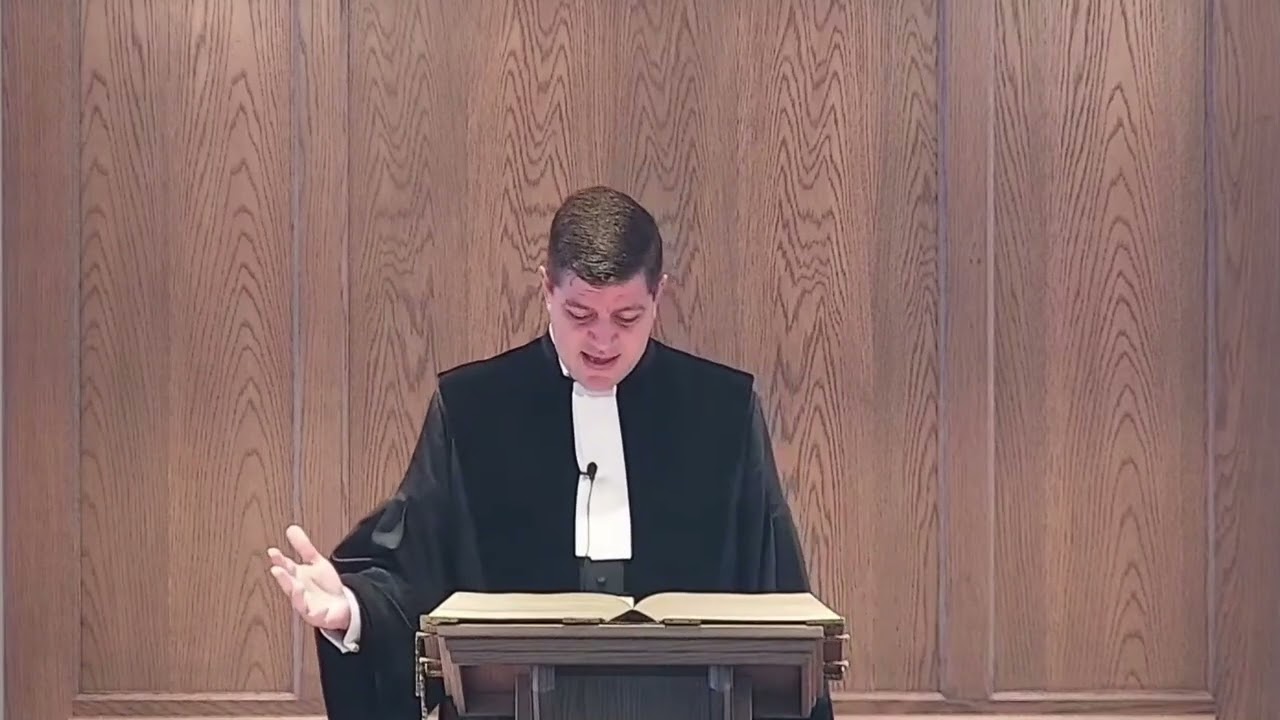 Lieve doopouders, jullie zijn een bevoorrecht gezin. De Heere bevestigt Zijn verbond met je kinderen