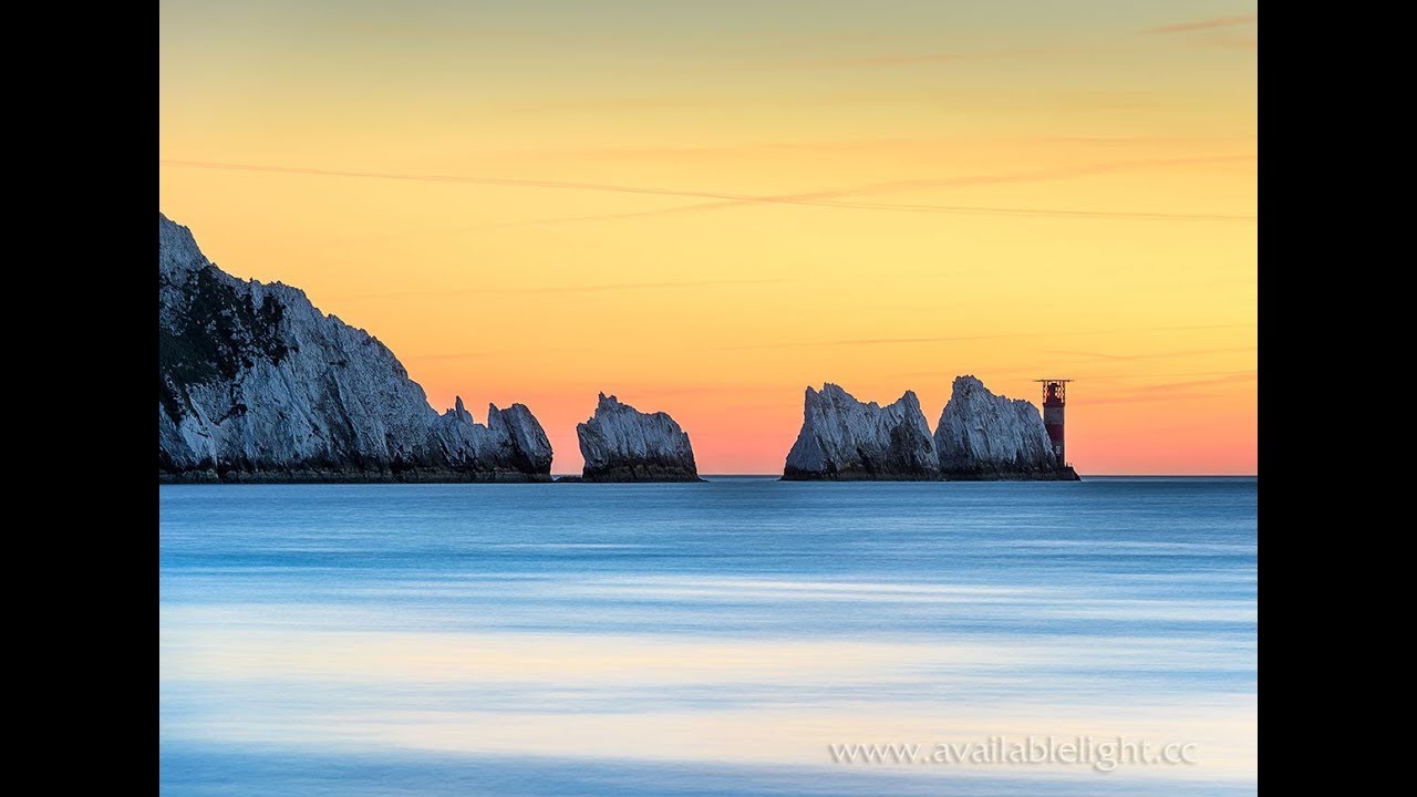 Will the sun balance on top of the Needles Lighthouse??