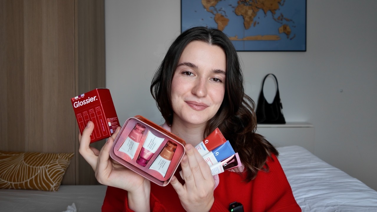 праздничная коллекция Glossier 2025 года ✨🎀