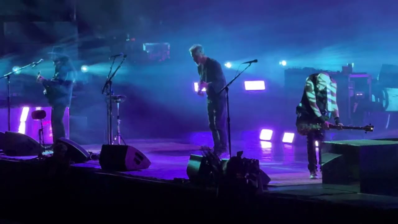 Soldier, BYOD - System Of A Down Lima Peru