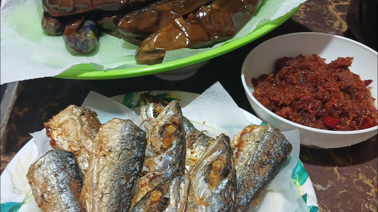 Alamang Bagoong with Pritong Isda