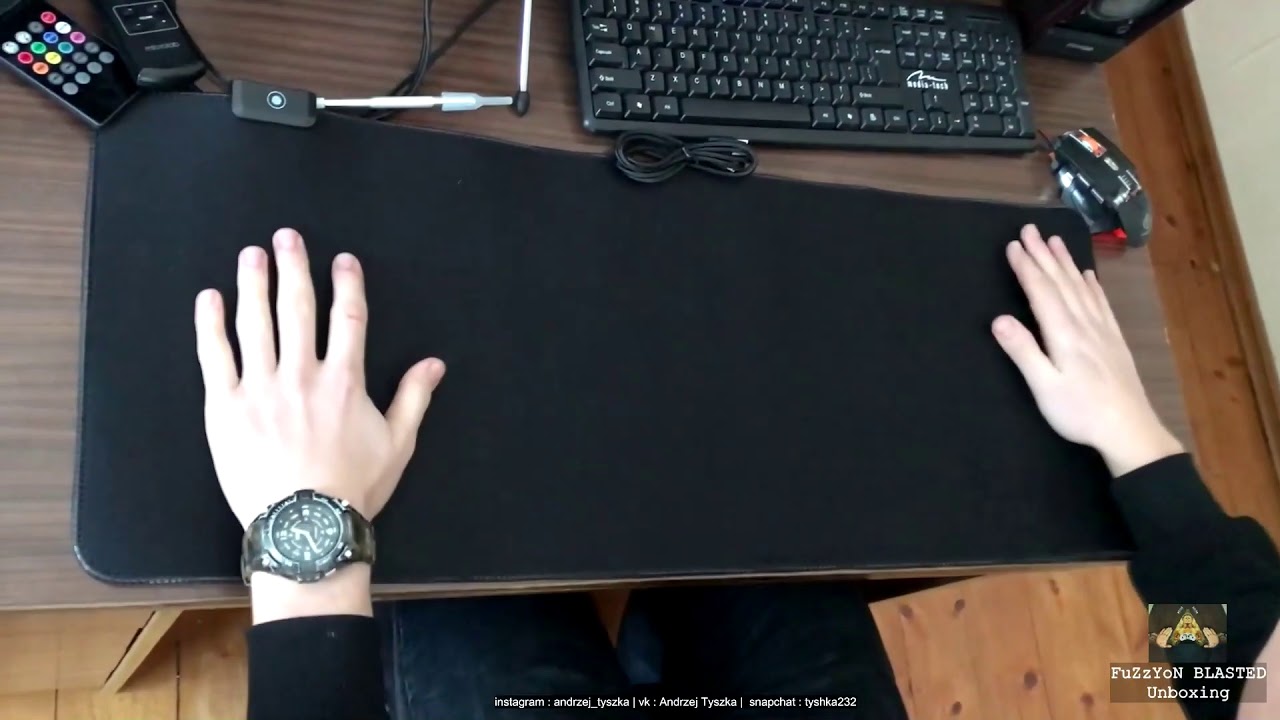 Unboxing Led mouse pad from Aliexpress