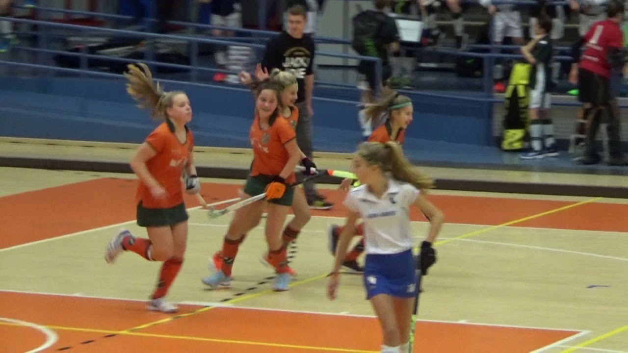 Nationaal Zaalhockeytoernooi C-jeugd WarandeMc1-Leonidas 2-3