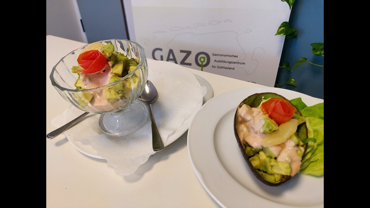 kalte Vorspeise: Avocadococktail