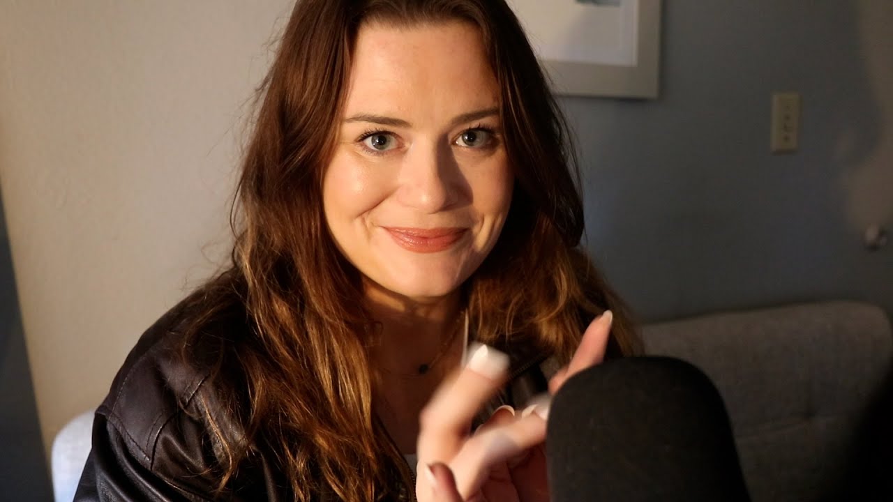 leather asmr 🖤 intense sticky taps for ultimate tingles 🎧 no talking, lo-fi