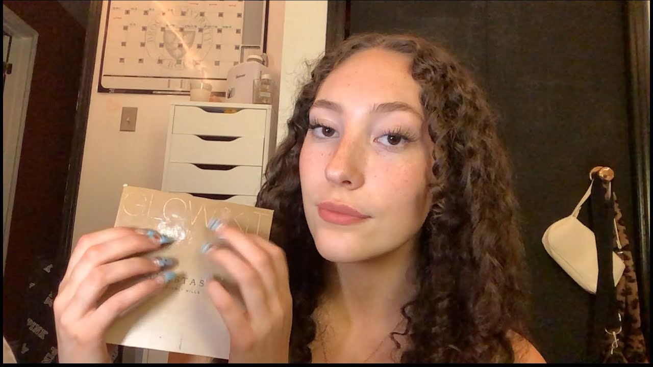 ASMR | Tapping on Makeup Palettes 💄✨