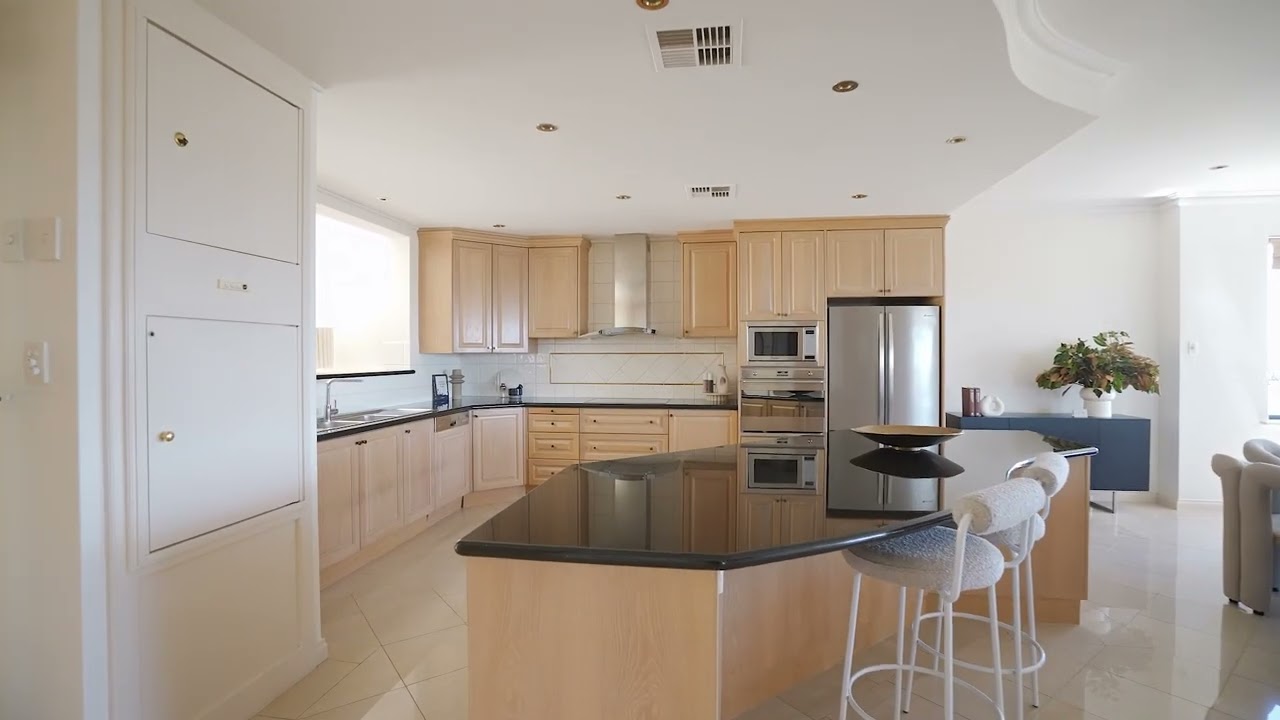 36 Burke Dr, Attadale 60SEC 1