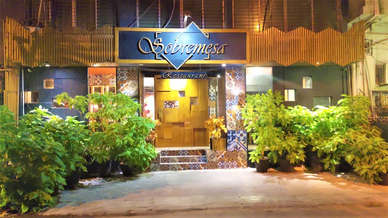 Chardonnay Beef Steak, Italian Cajun Chicken, Chicago Fire Deep Dish Pizza, Slush, Mojito@ Sobremesa