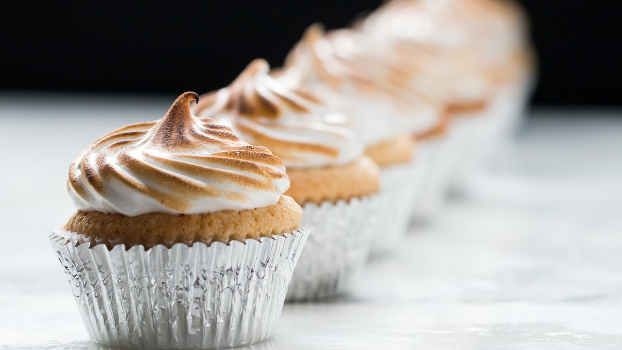 Lemon Meringue Cupcakes