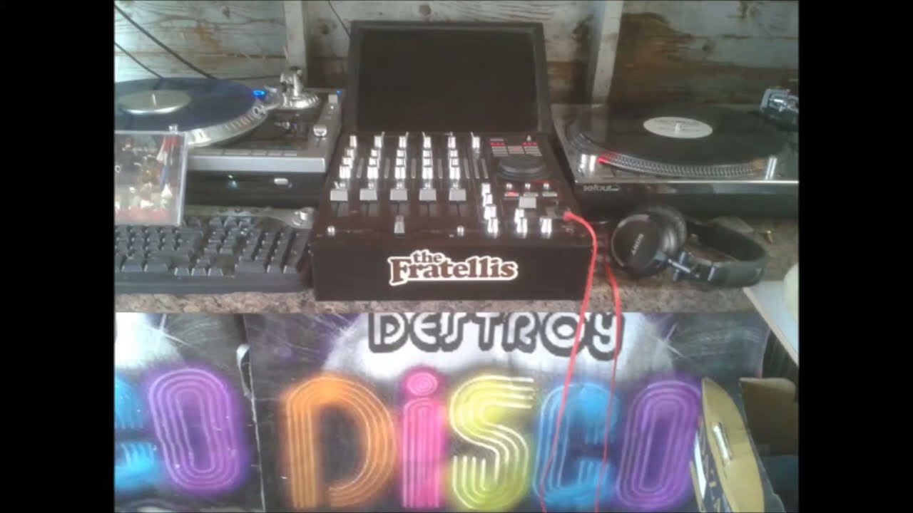 2 many djs live @ pukkelpop 2010