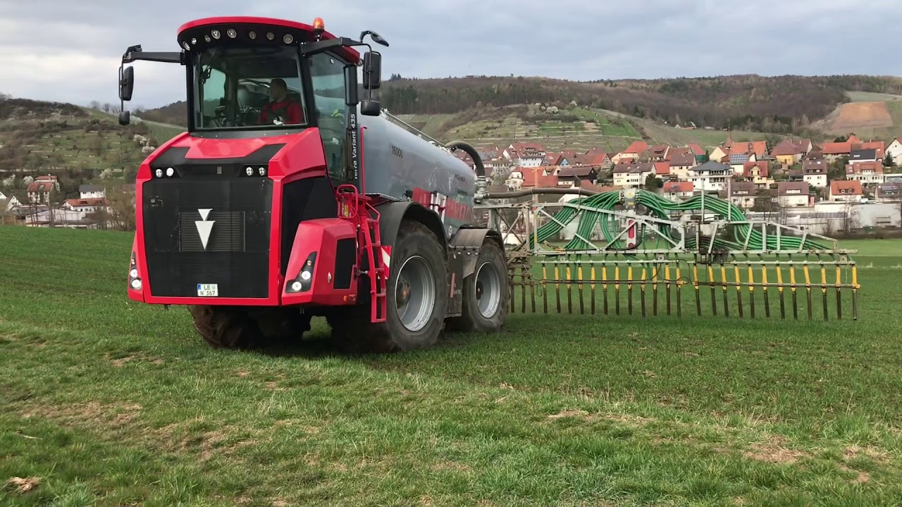 Holmer Terra Variant 435 beim Gülle ausbringen