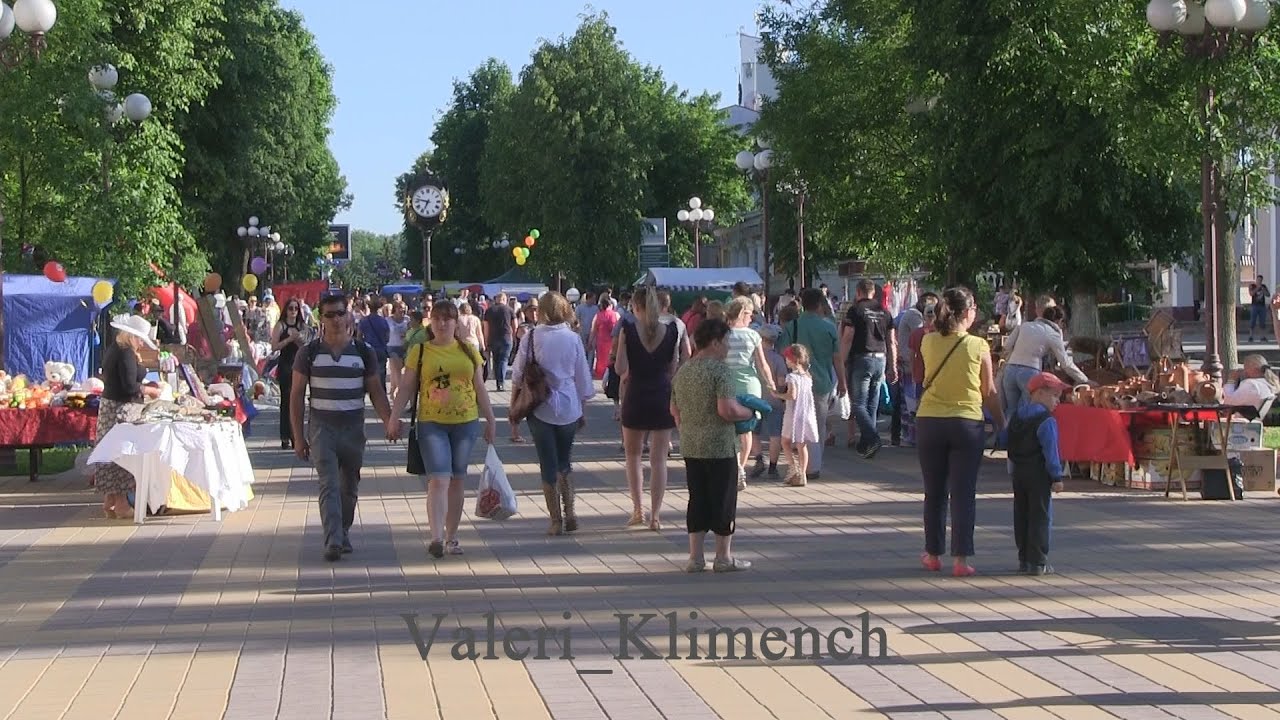6 06 2015  Молодечно фестивальный : Бродвей , Центральная площадь (Нарезка 1 часть HD)