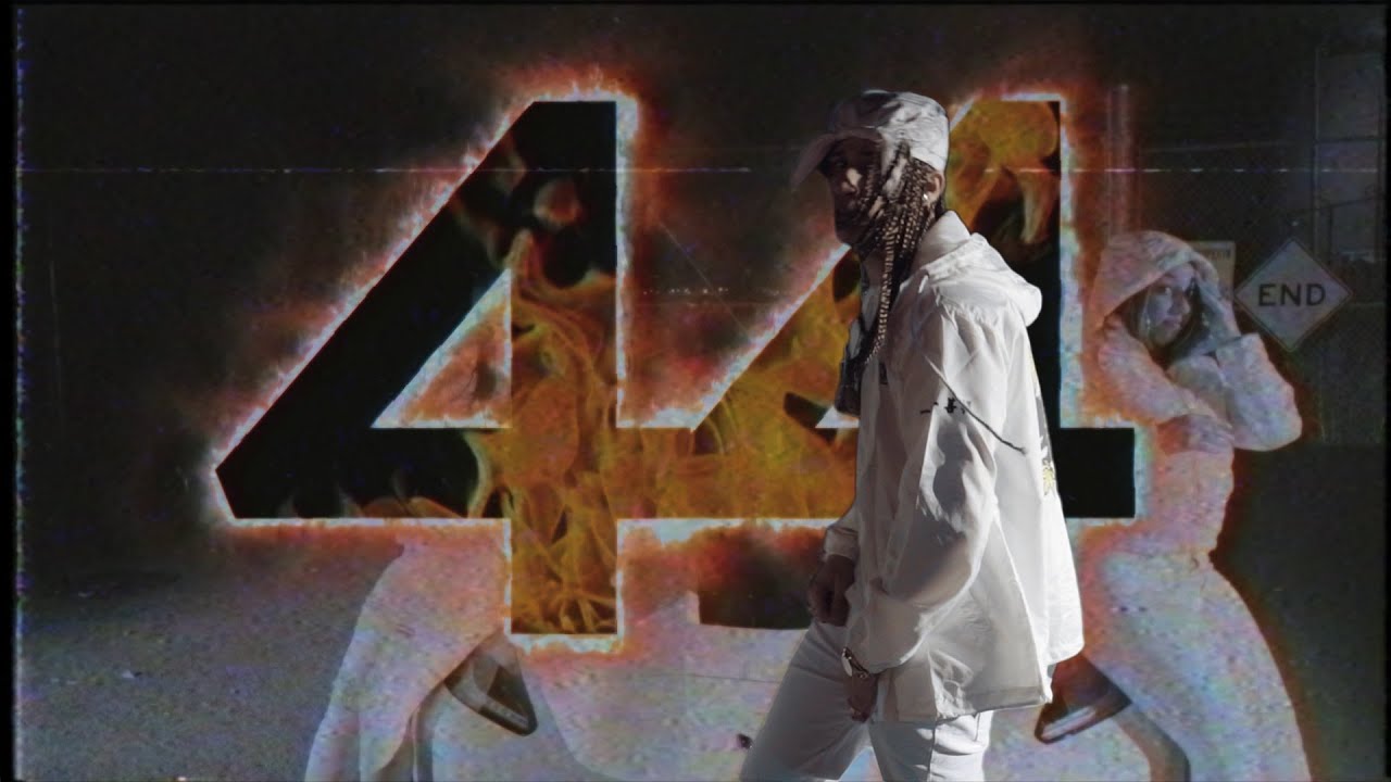 El Futuro Fuera De Orbita - La 44 Official Video By @Lmkmedia