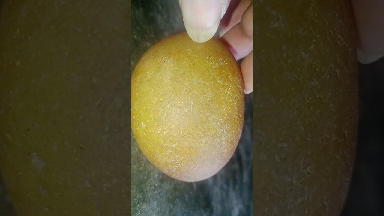 Yellow sapphire