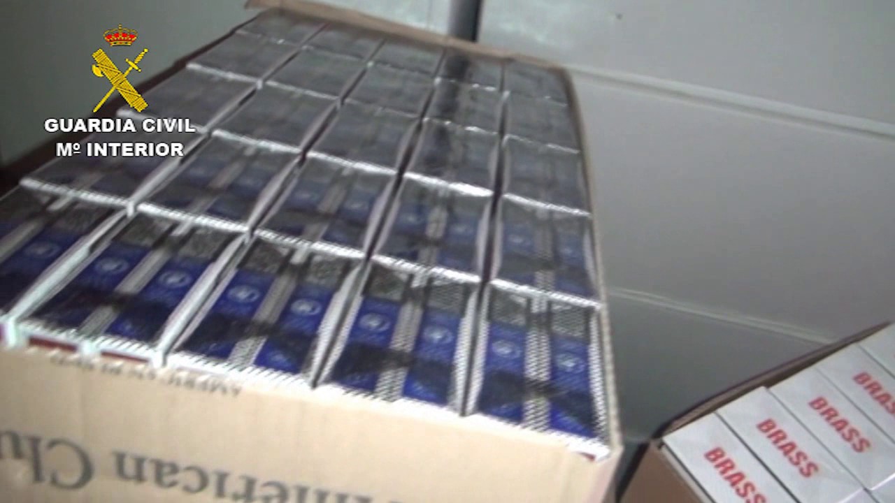 Detenidos en Utrera tres miembros de una organización de contrabando de tabaco