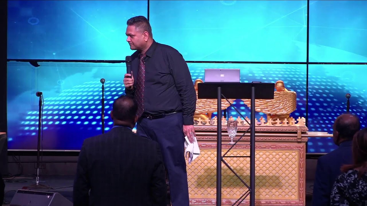 Robin Dinnanauth Live Stream