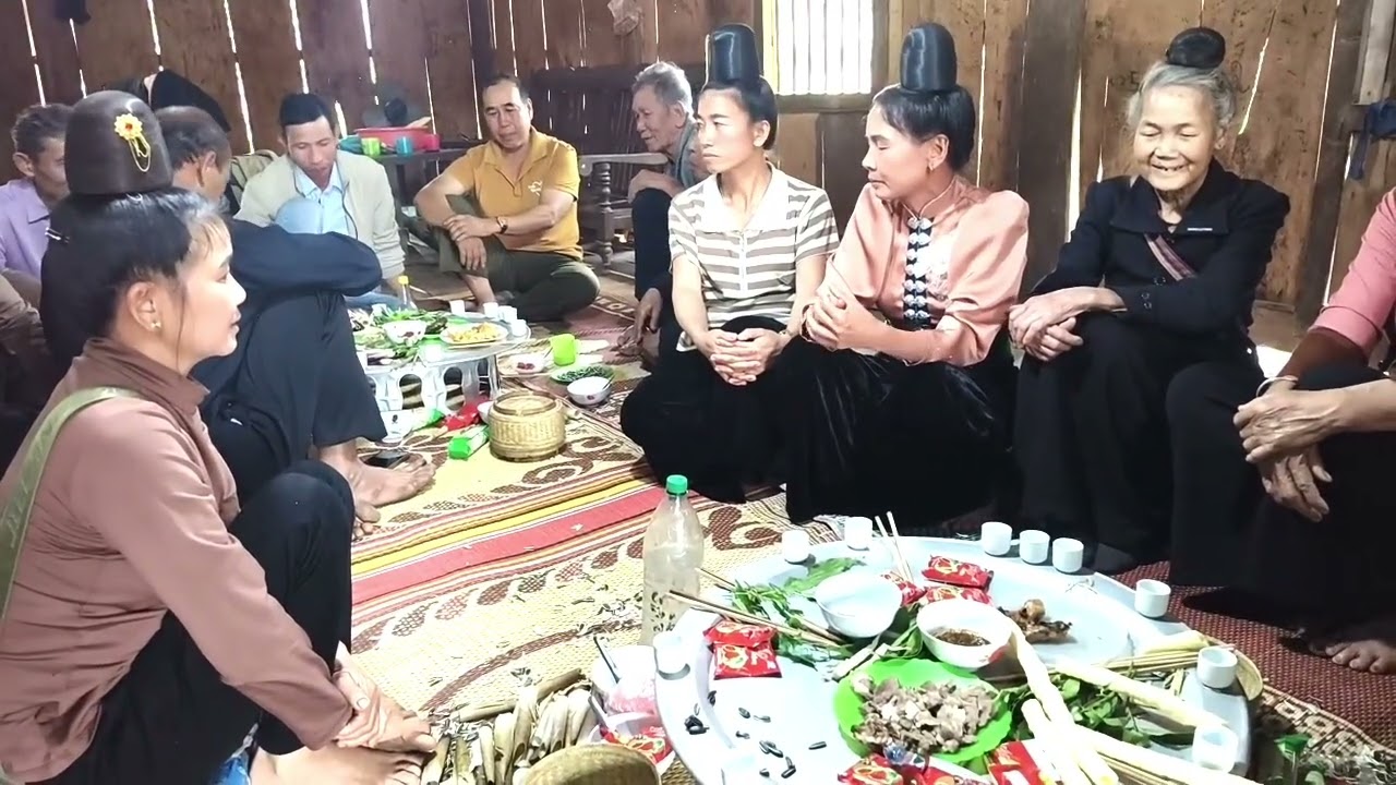 Ải nọng dú cơ nặm ma mà dàm ải êm Quàng khọi pi nọng ơi