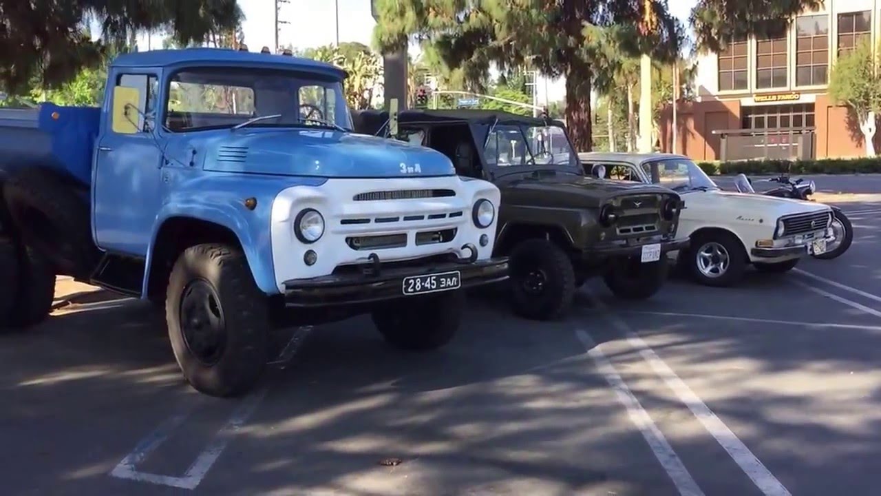 Zil 130 Uaz 469 Volga Ural in USA Russian car meet Волга Зил Урал Уаз