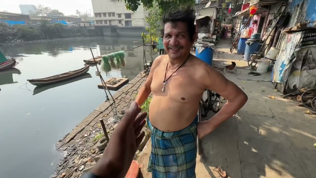 Mumbai Darukhana Slum || Graveyard Of Big Ships || Dark Life Of Mumbai || Mumbai Slum area