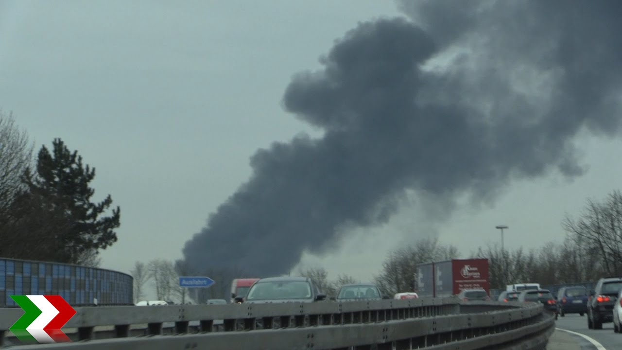Schwere Tankschiff Explosion in Duisburg