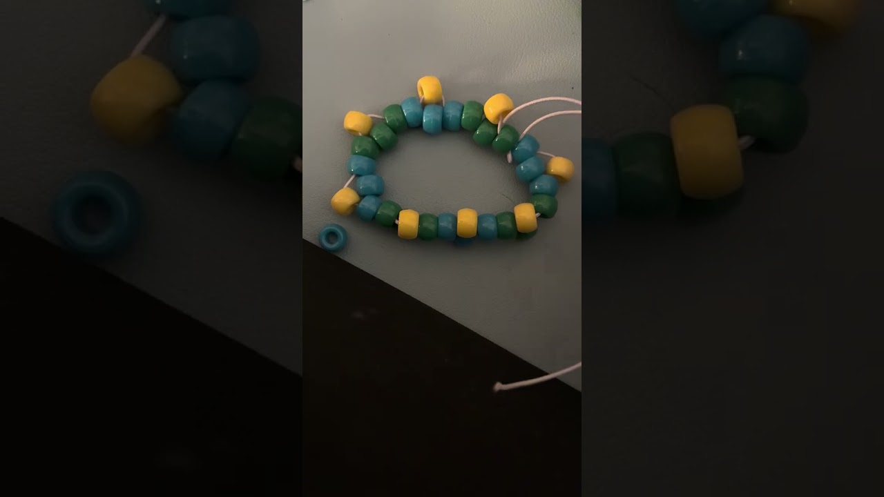 Tutorial of how to make a Kandi flower cuff! ( hope it was helpful!!)