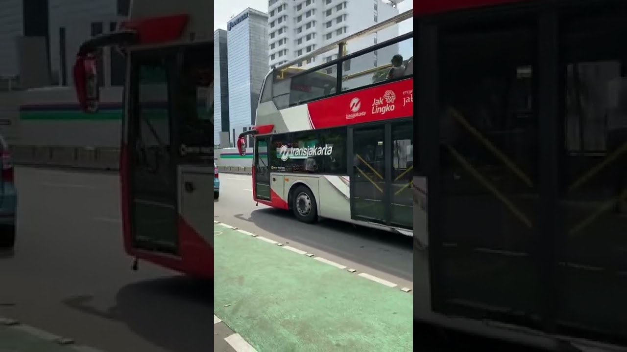 Bus Tingkat TransJakarta