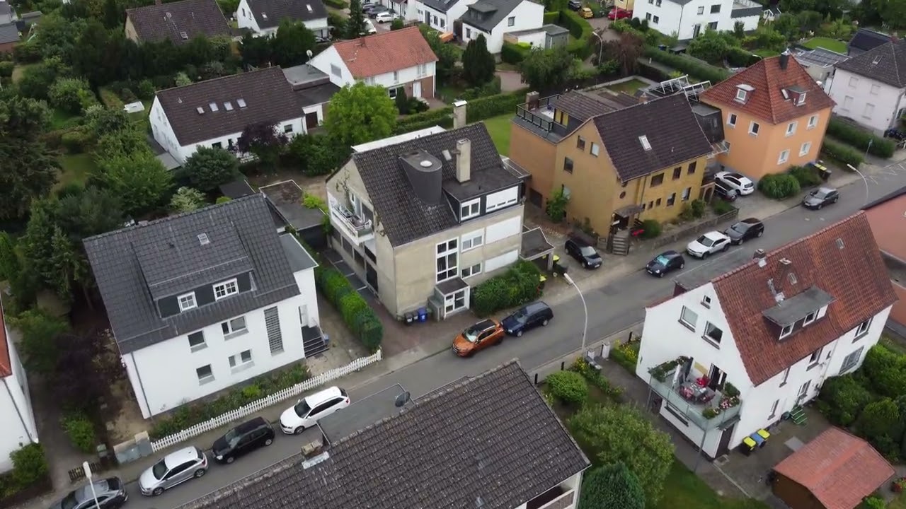 20250825 Drohnenflug über Wohnung von Wildthing (mit Pool)
