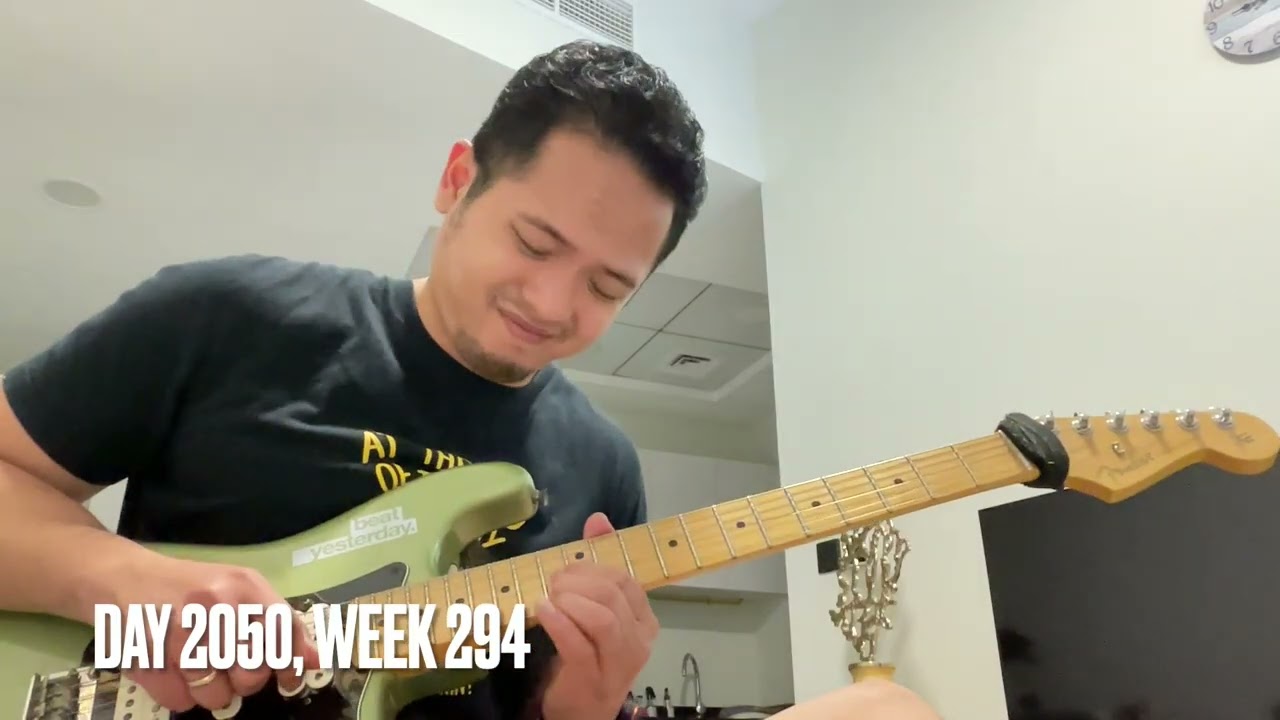 Practicing Improvisation (Soul Blues Backing Track in G) (Day 2044 - 2050, Week 294)
