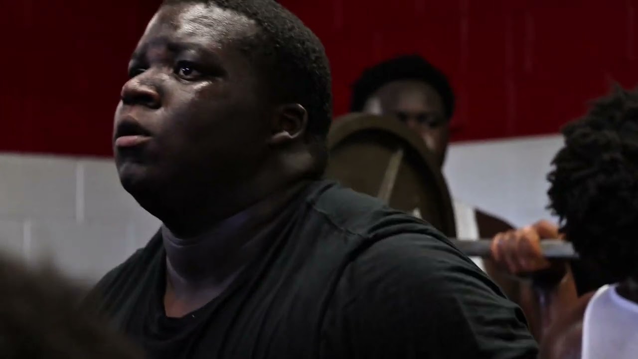 Ocala Vanguard Football - The Program Weight Room