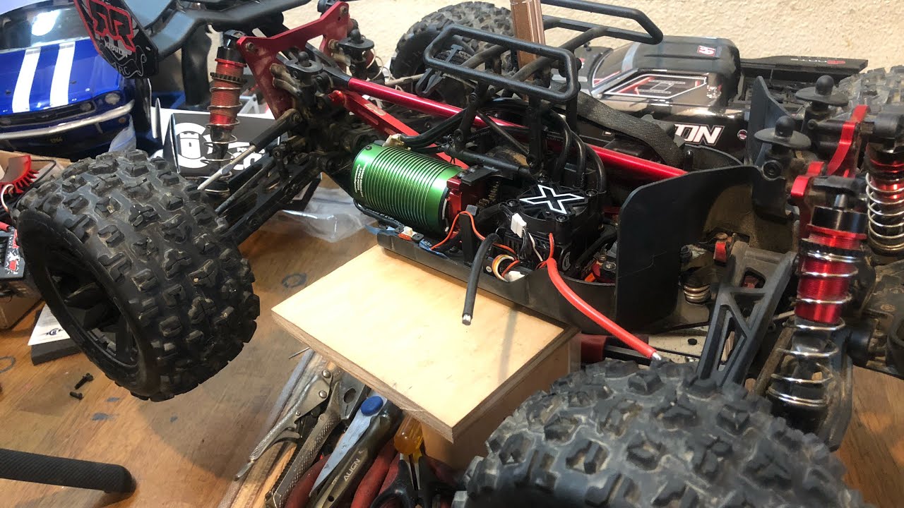 Arrma Kraton EXB new 8s castle system installation & ESC program with castle link to fix brakes