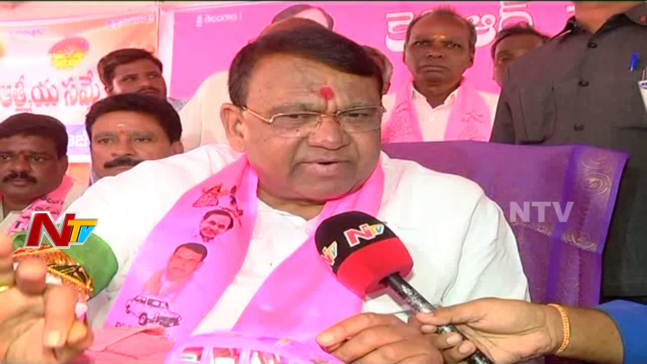 Minister Pocharam Srinivas Reddy Speaks to Media | Fires On Prajakutami | NTV Politics