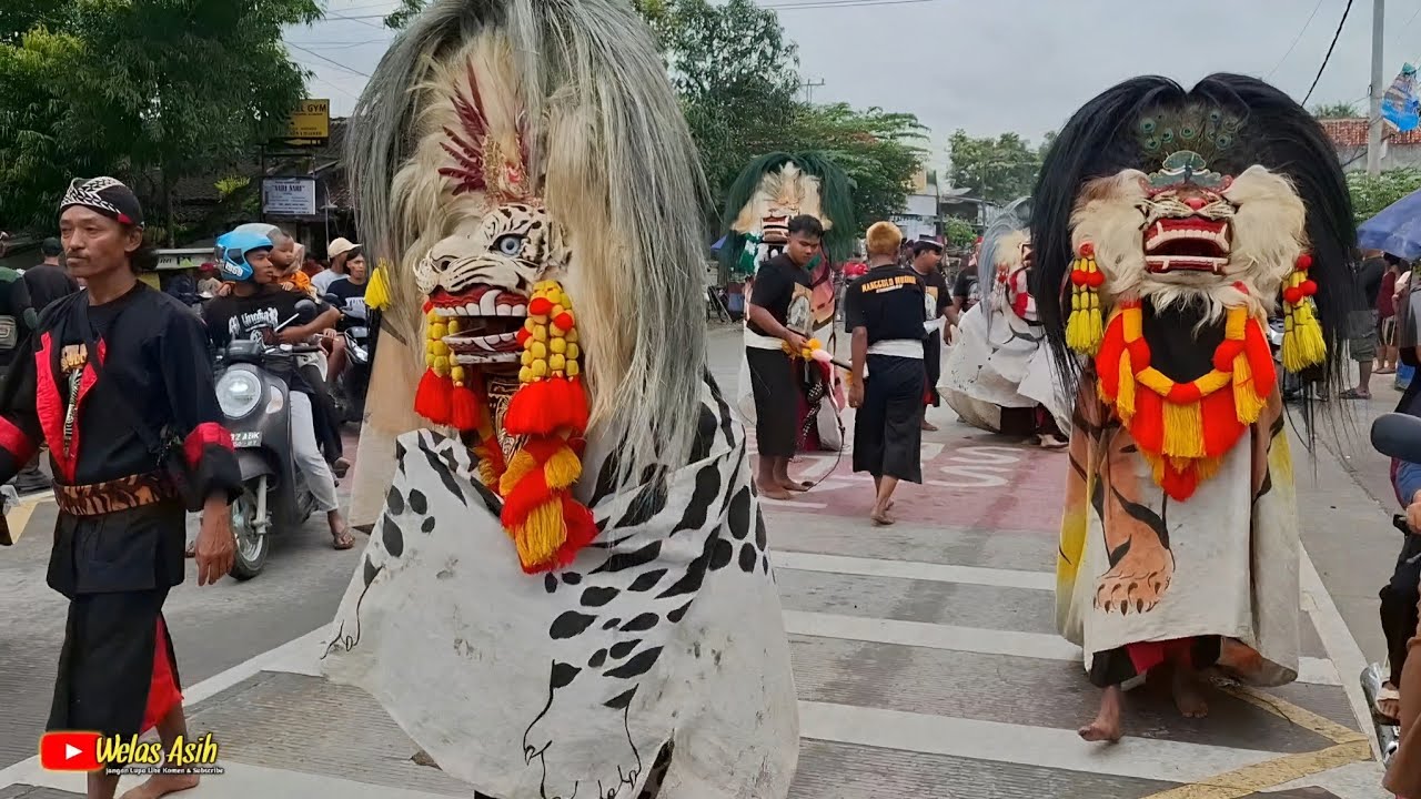 Kirab Barongan Blora Manggolo Mudho 