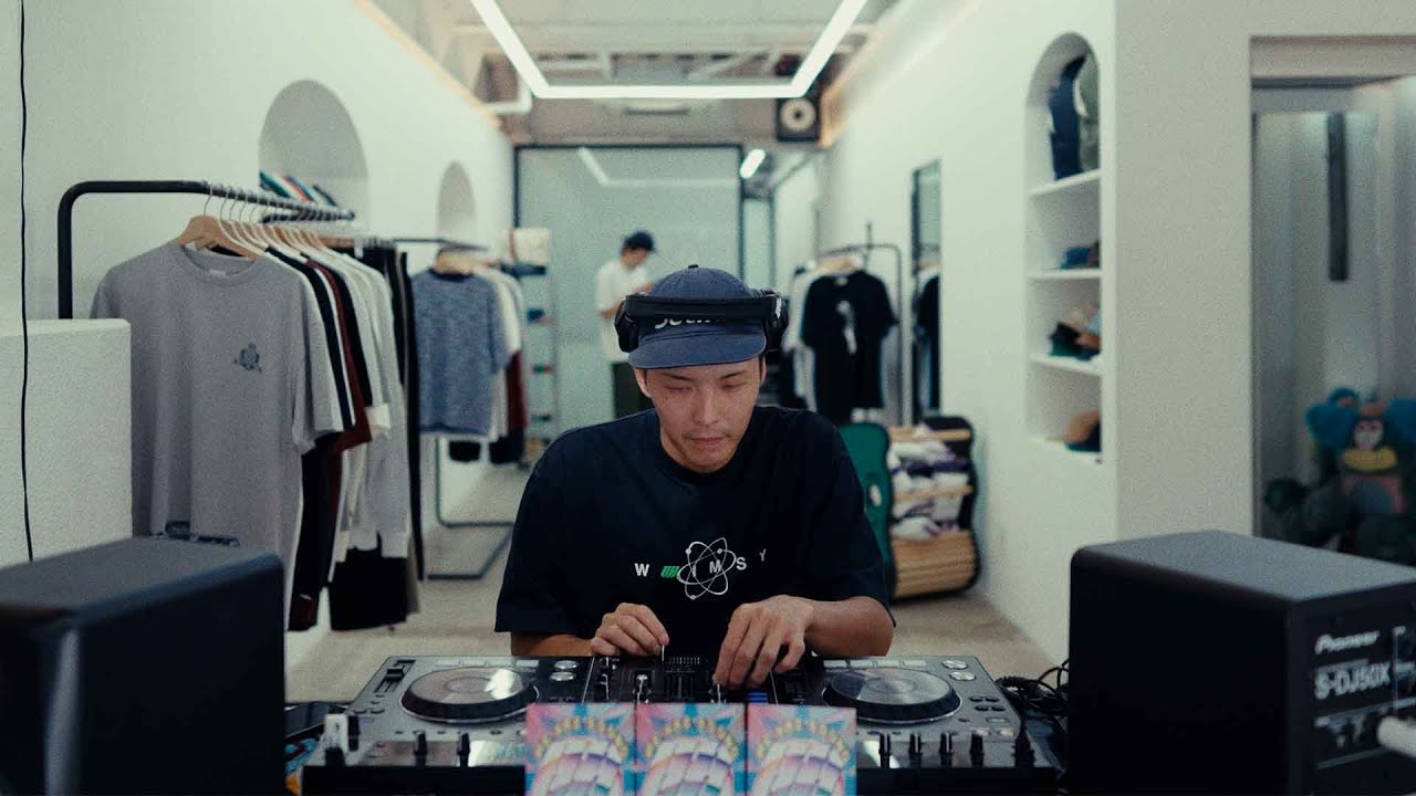 "a little bit of love leaving your inside" vol.11 / SULLEN