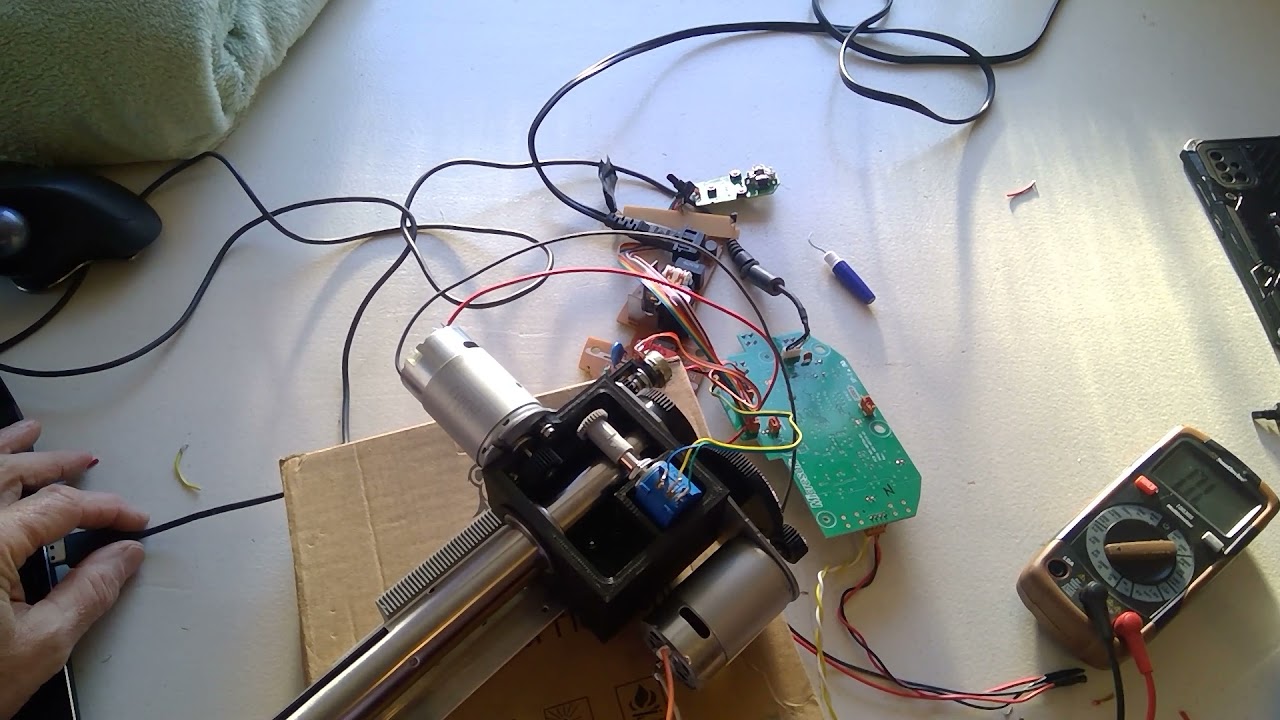 Saitek FFB yoke internals first test.