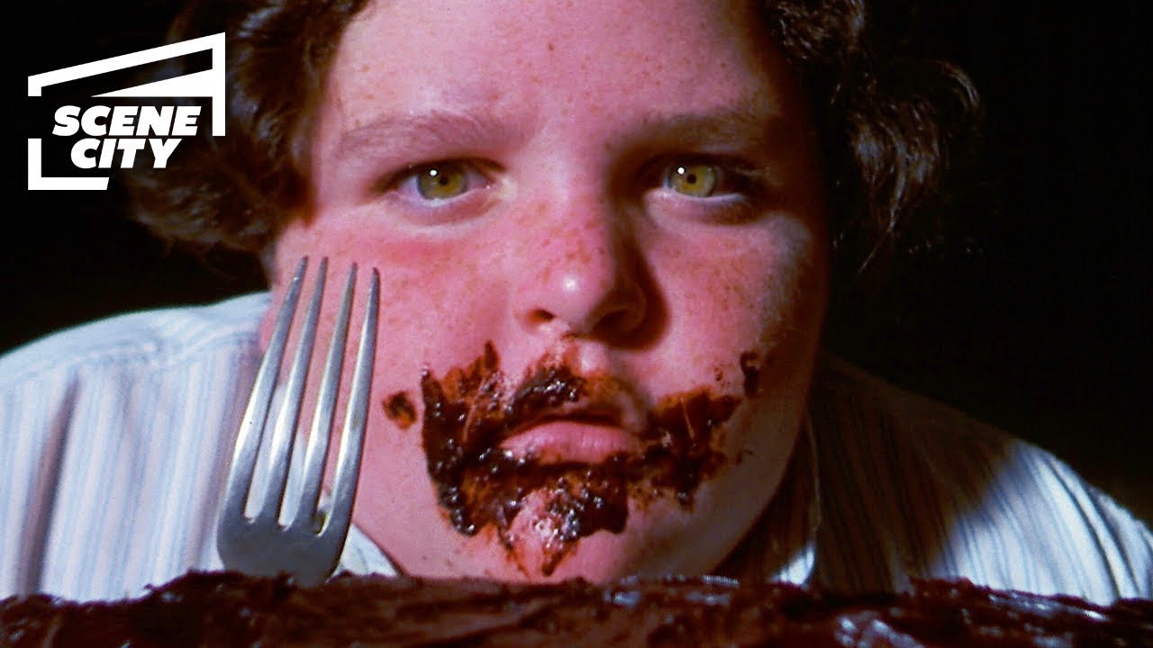 Matilda: Escena Bruce vs. Torta de Chocolate (Pam Ferris)