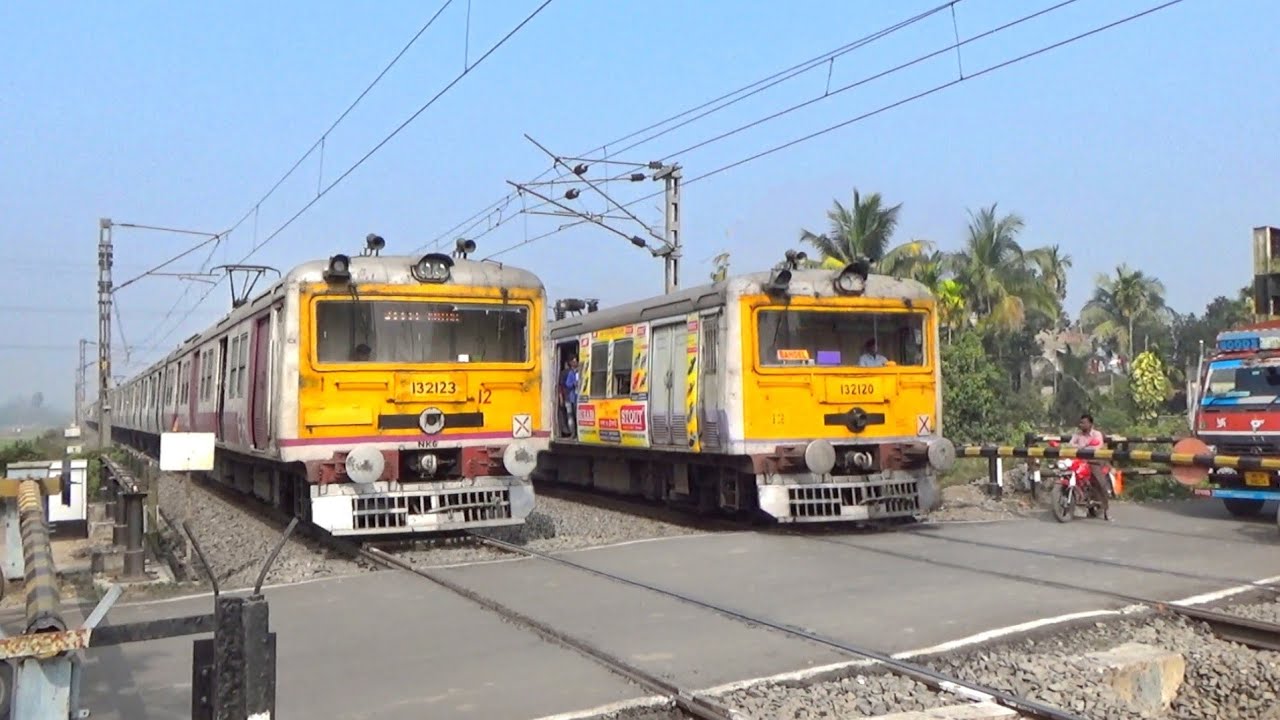 Similar Model Conventional EMU Local Trains & Furious Express Trains Skip Busy Level Crossing | IR
