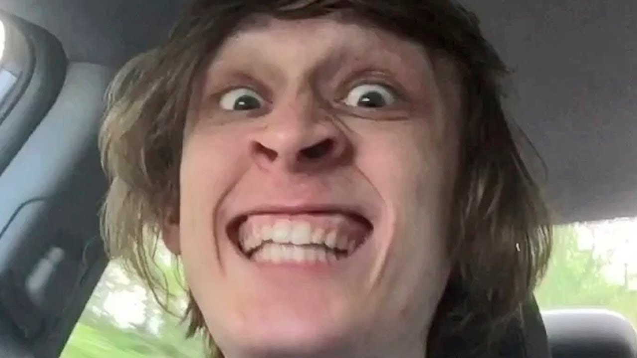 EL YOUTUBER QUE GRABÓ SU DESCENSO A LA LOCURA Y EL ASESINATO | El aterrador caso de Andrew Blaze