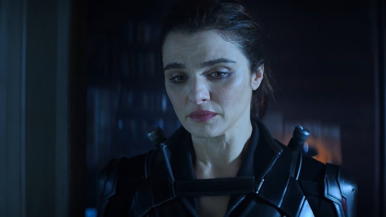 Black Widow (2021) but only Rachel Hannah Weisz (Melina Vostokoff) in Black Suit