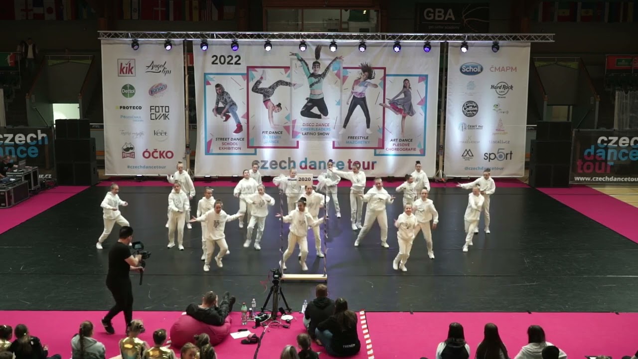 8. VICTORY DANCE COMPANY - NADĚJE 22