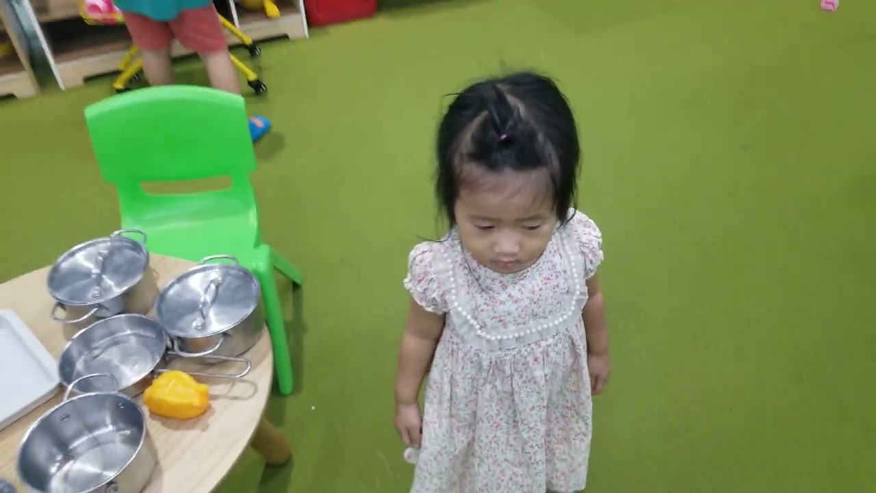Sâu đi nhà bóng aeon 2
