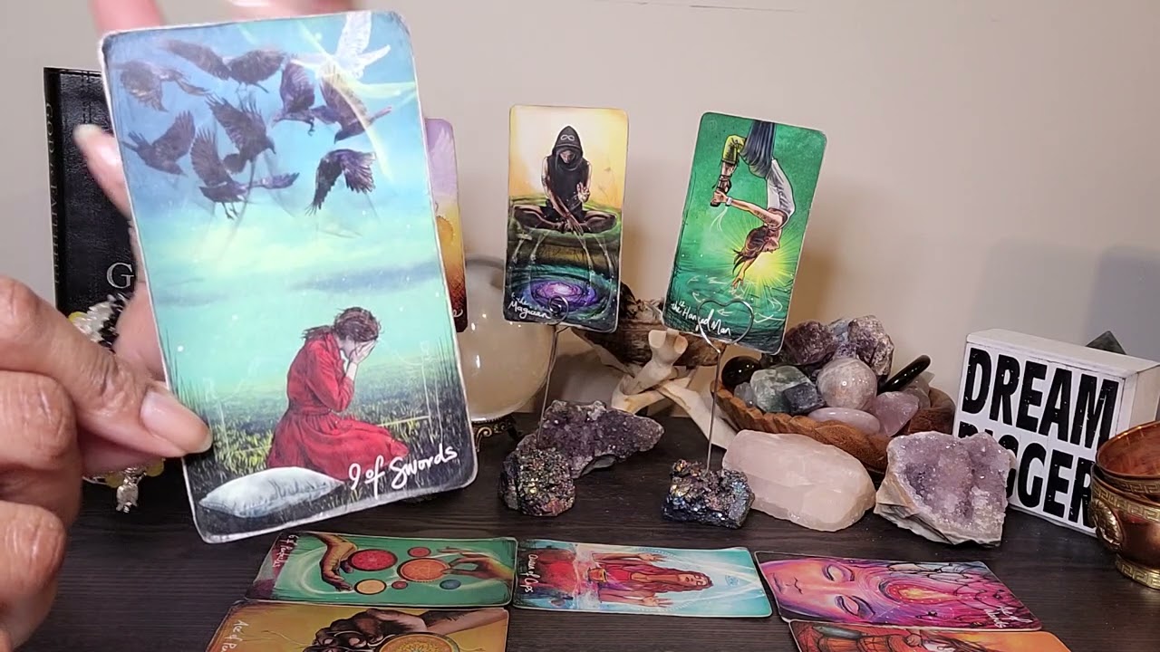 Aquarius: Its Sunday & #18: Its time 2 work thru UR fears.UR psychic gifts R gonna expose EVERYTHING
